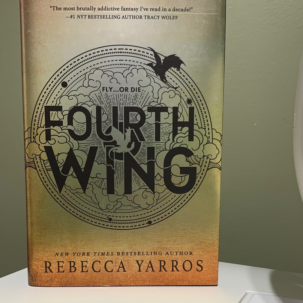 Fourth Wing Book by Rebecca Yarros